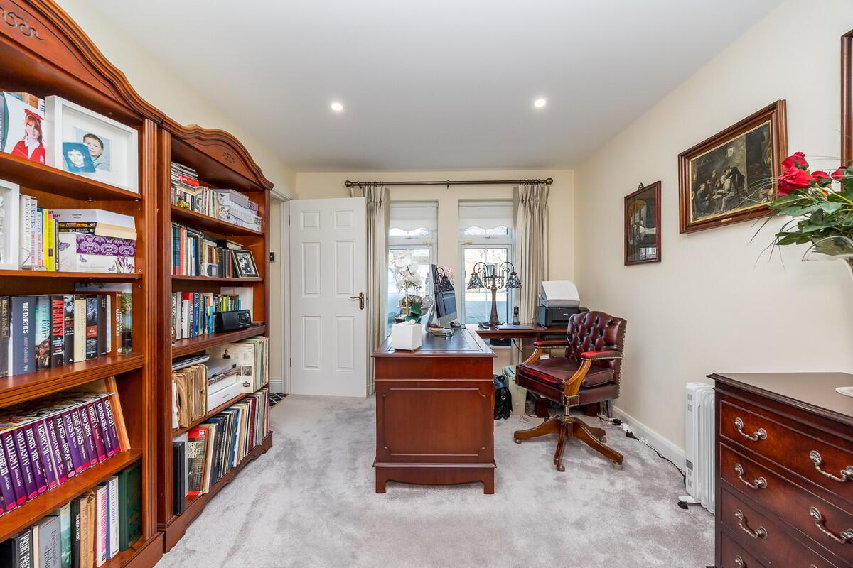 27 Cedar Road 6 of 28