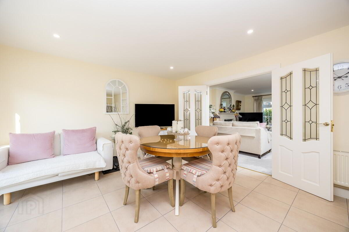 27 Cedar Road 14 of 28