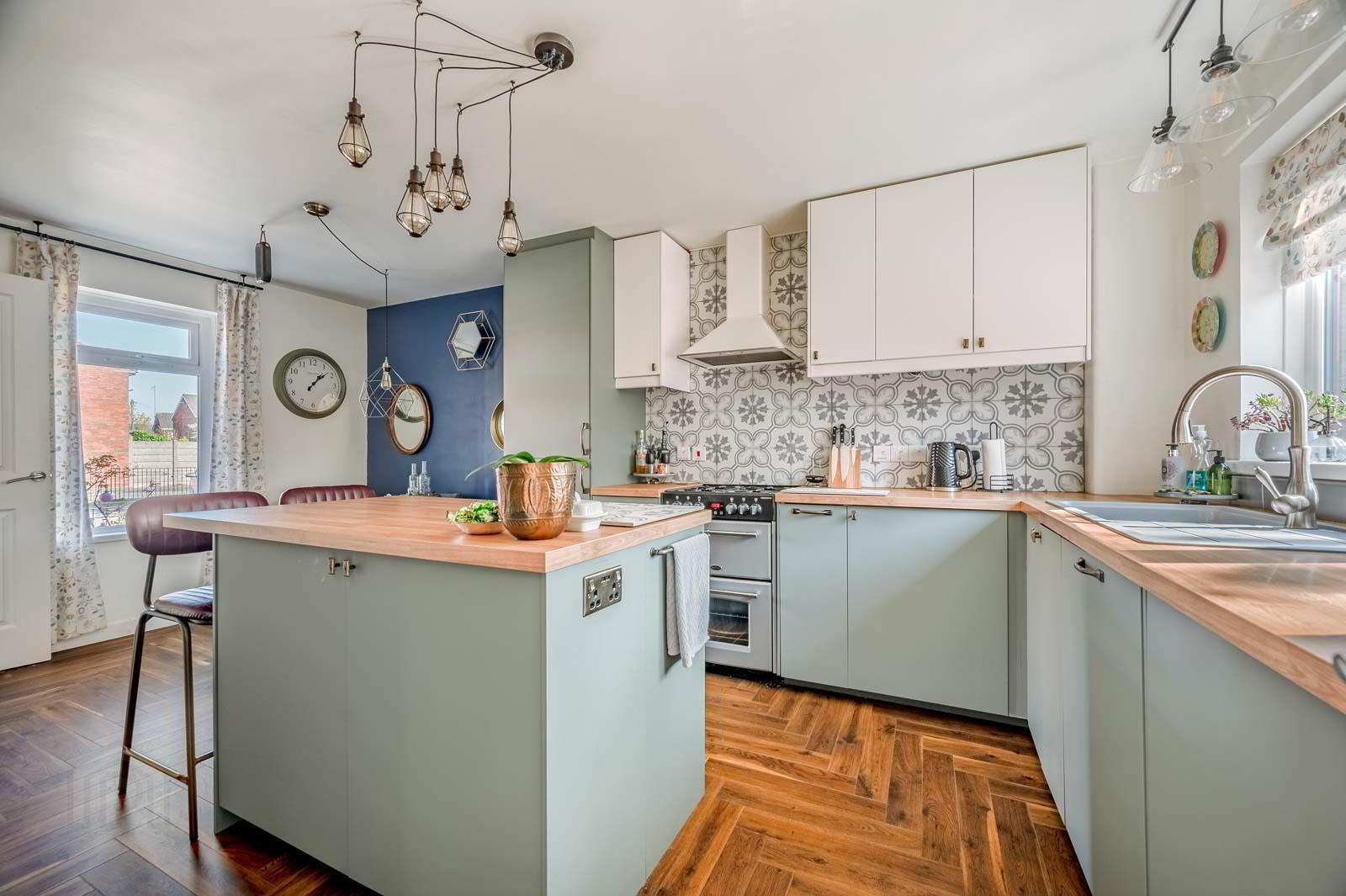 15 Kimona Street 11 of 26