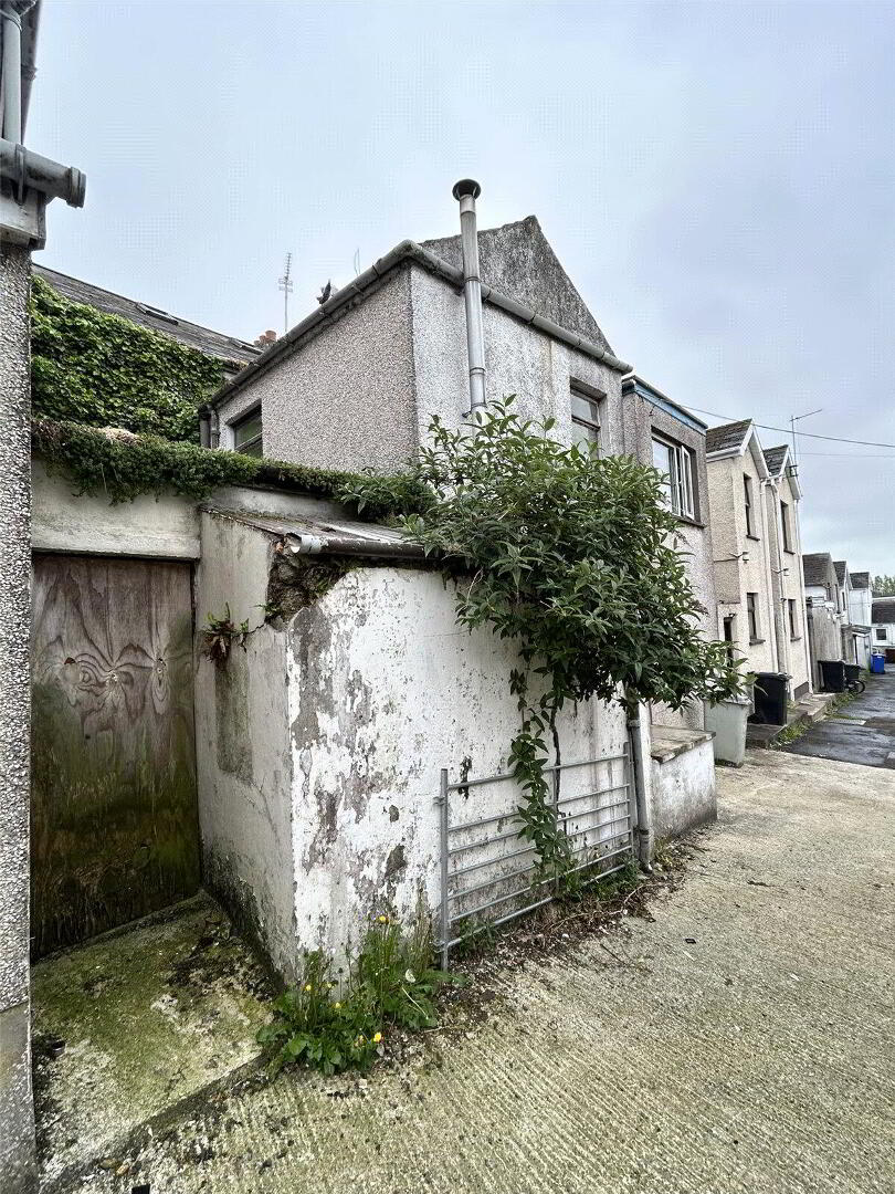 property description image