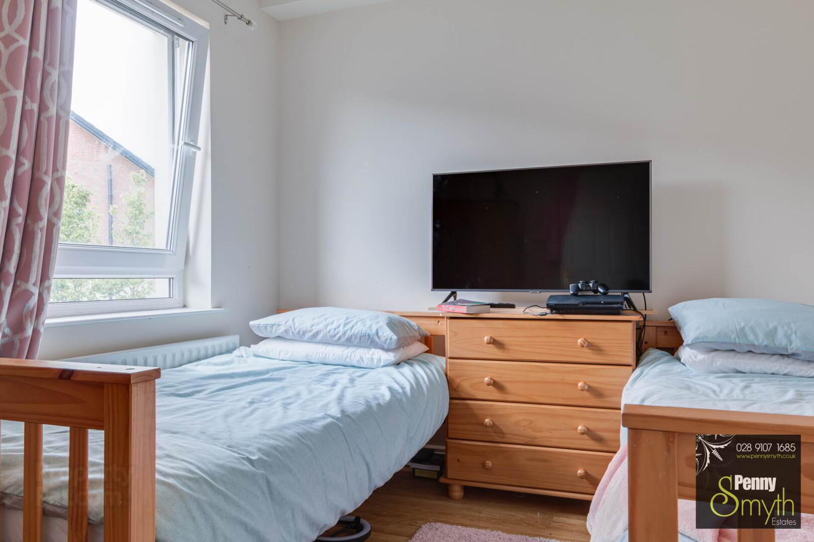 Apt 3, Brook Lane 14 of 17