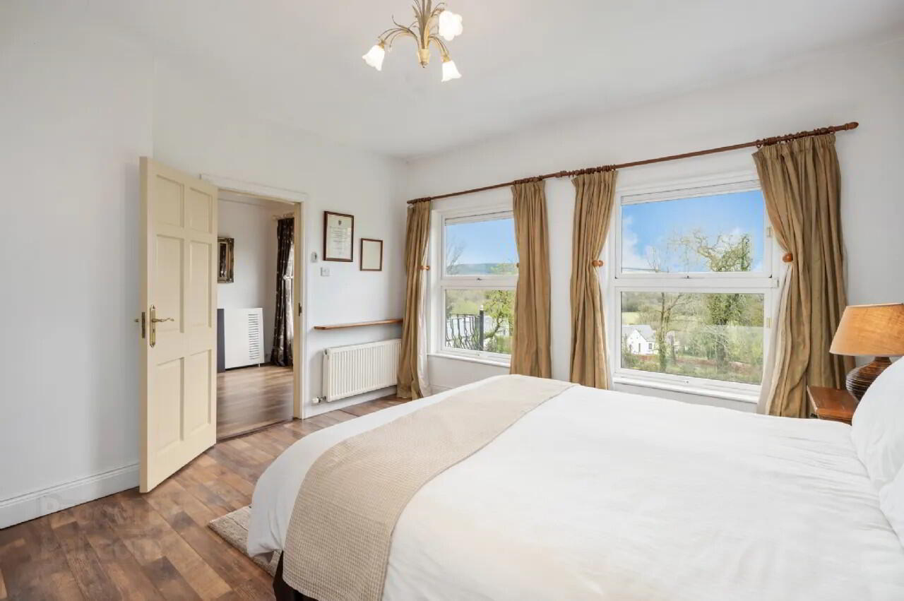 14 Westbury Heights 20 of 31