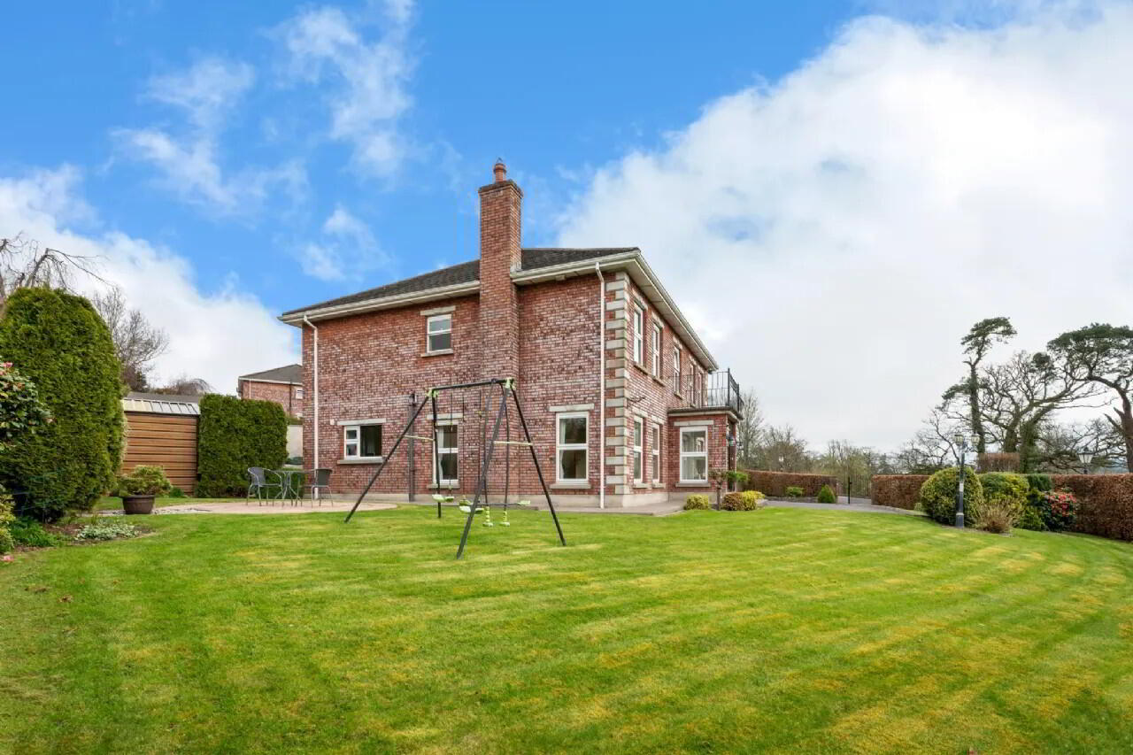 14 Westbury Heights 29 of 31
