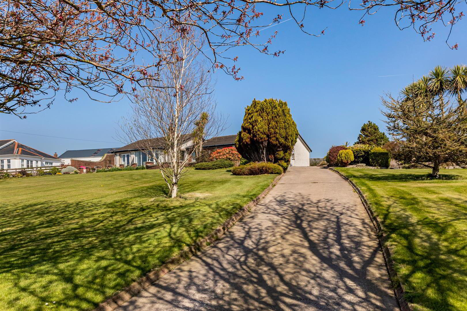 21 Carrowdore Road 2 of 37