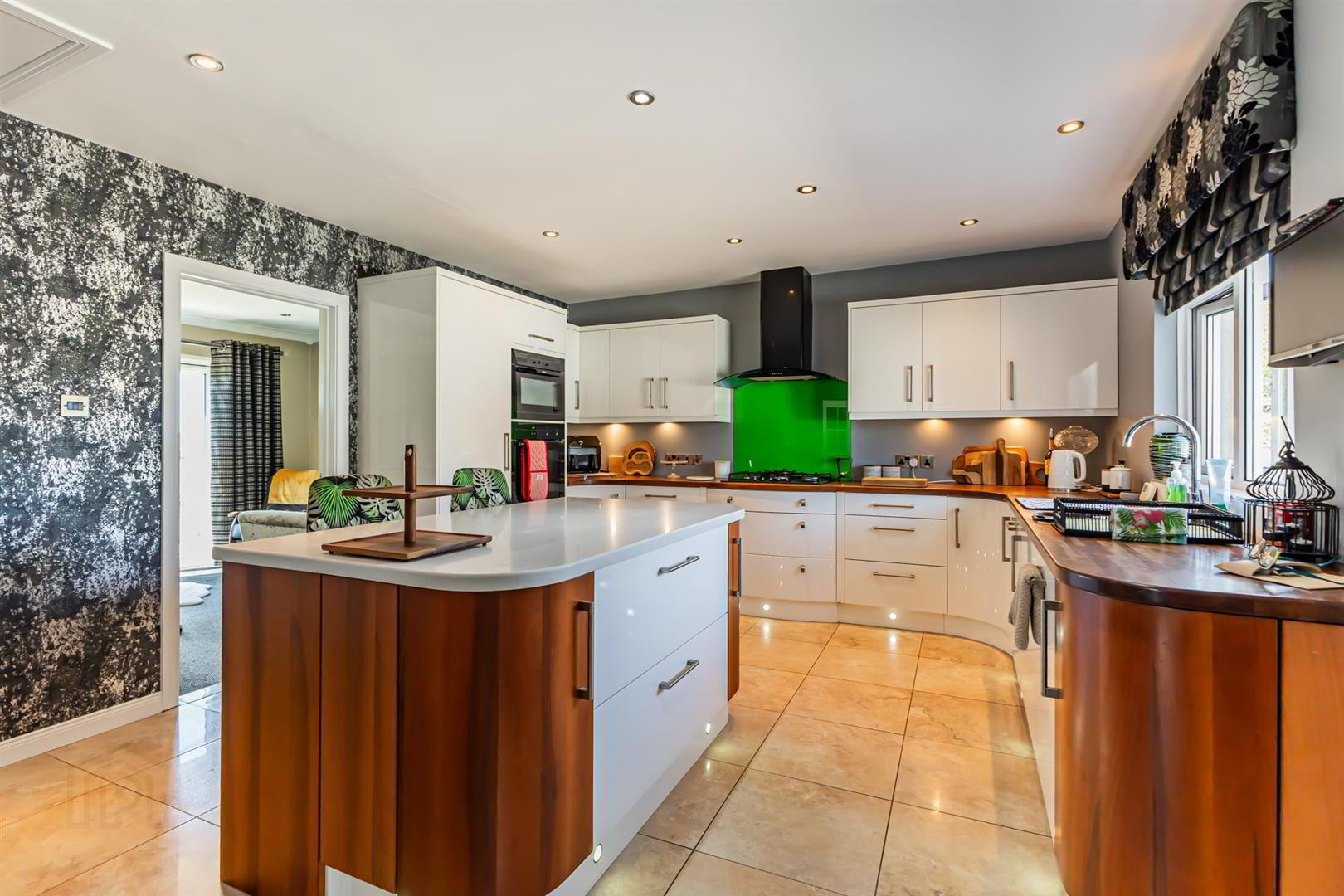 21 Carrowdore Road 12 of 37