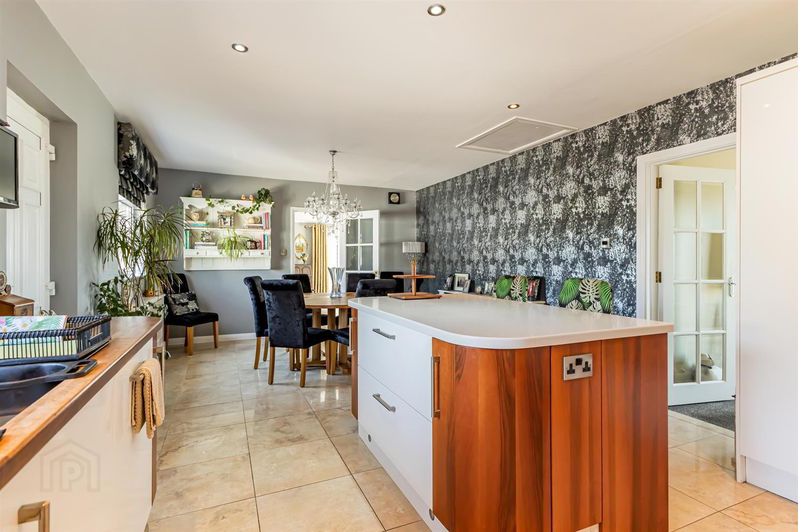 21 Carrowdore Road 13 of 37