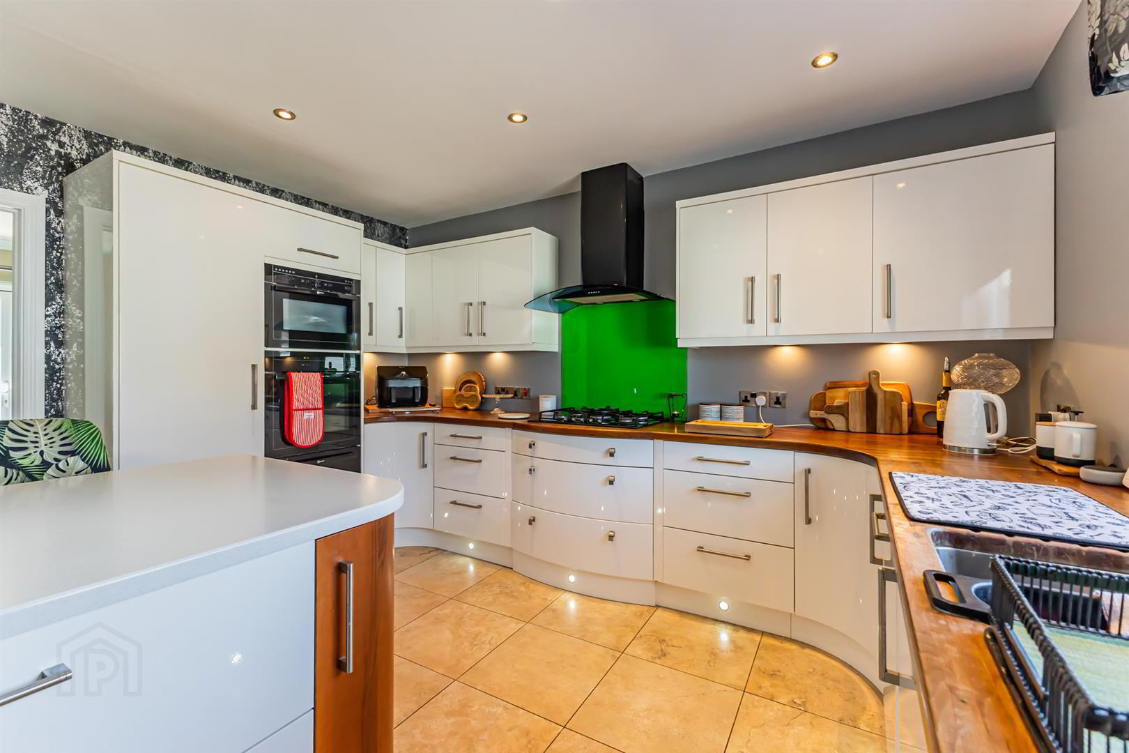 21 Carrowdore Road 14 of 37