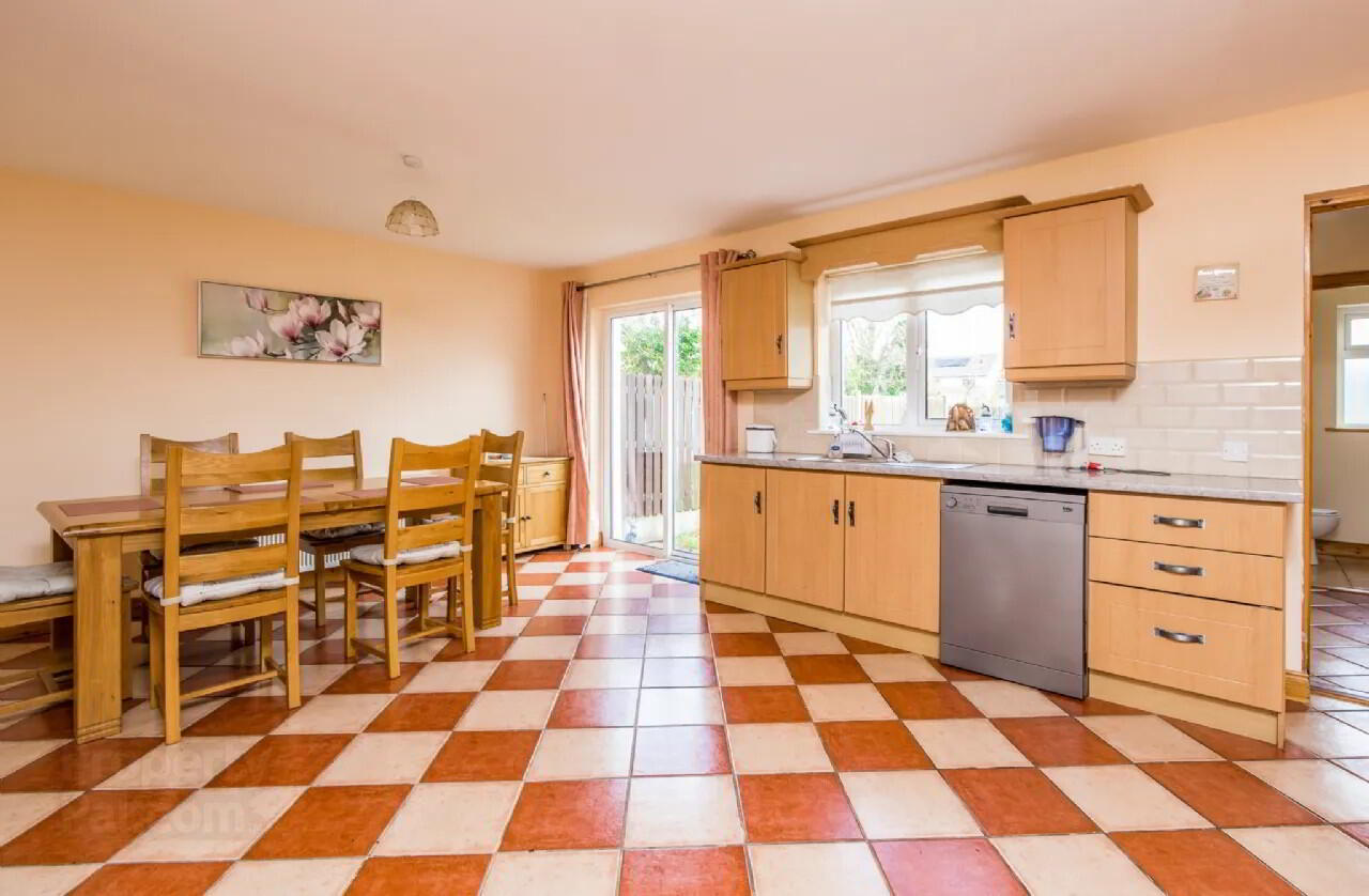 5 Hanley Avenue 15 of 28
