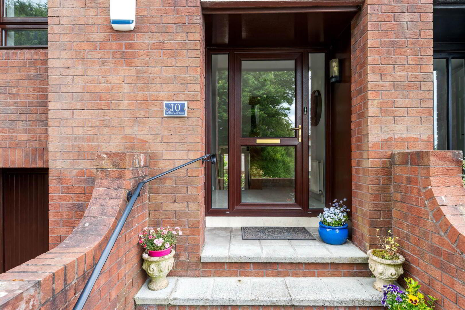 property description image