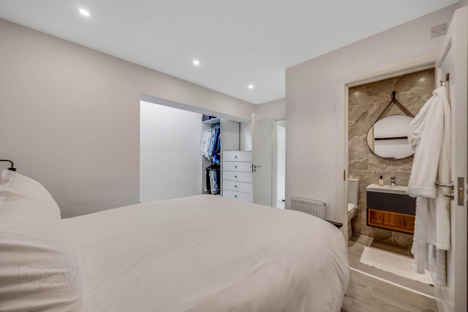 126 Beaumont Road 7 of 27