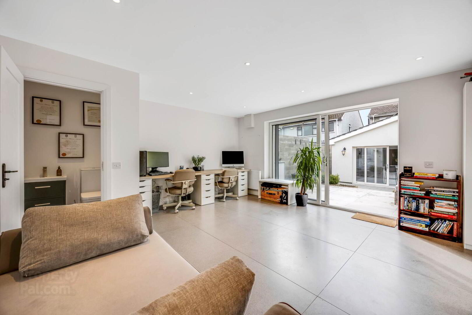126 Beaumont Road 17 of 27