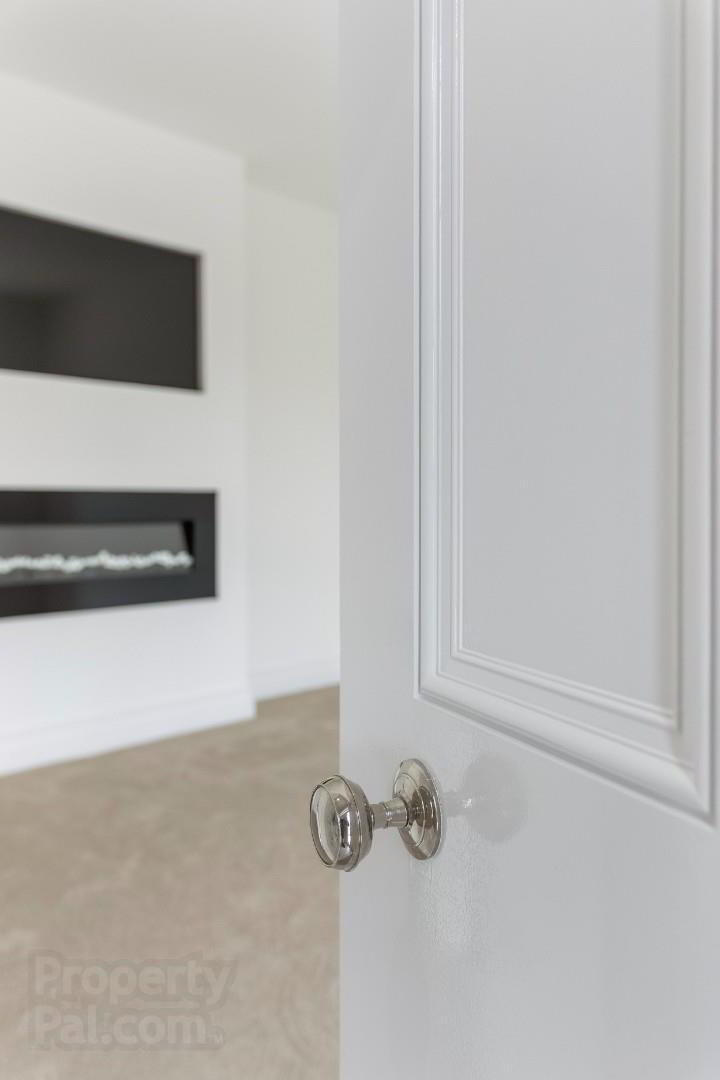12 Clooney Mews 5 of 35