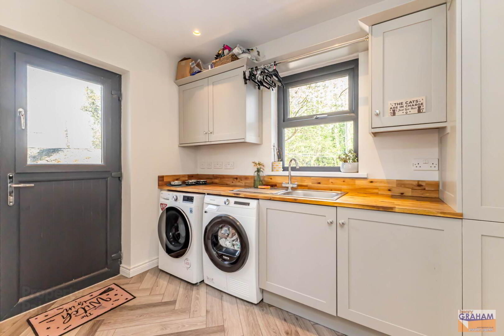 18a Lissue Road 16 of 35