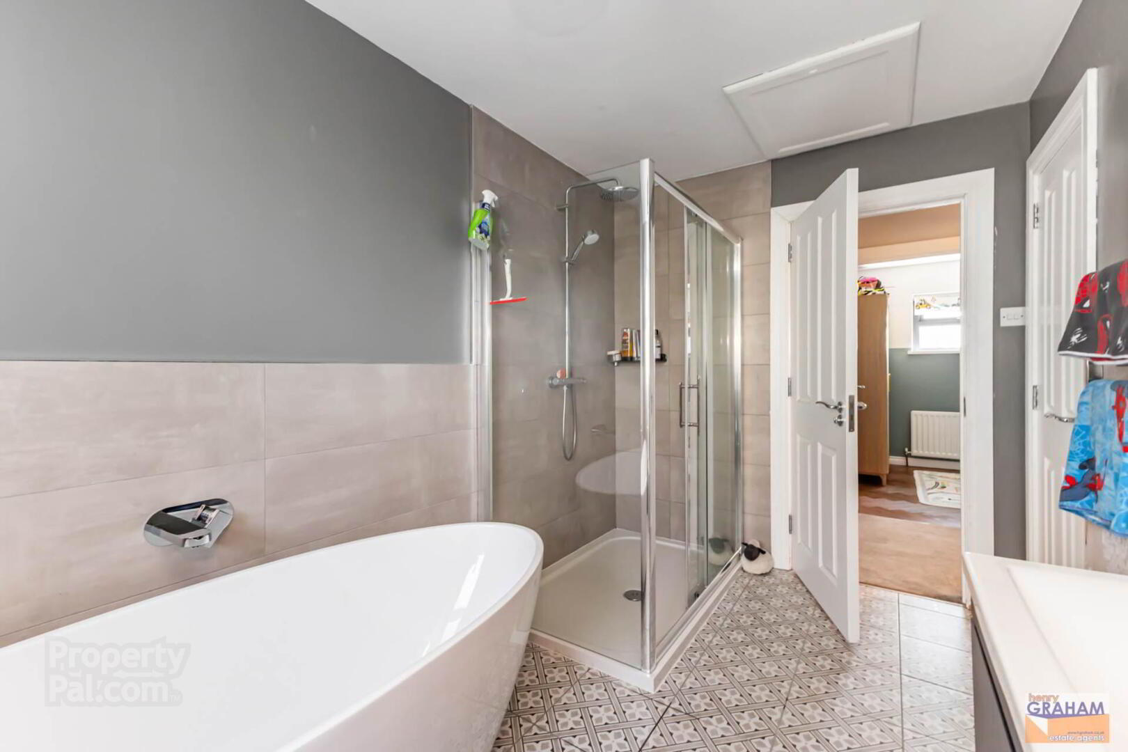 18a Lissue Road 29 of 35