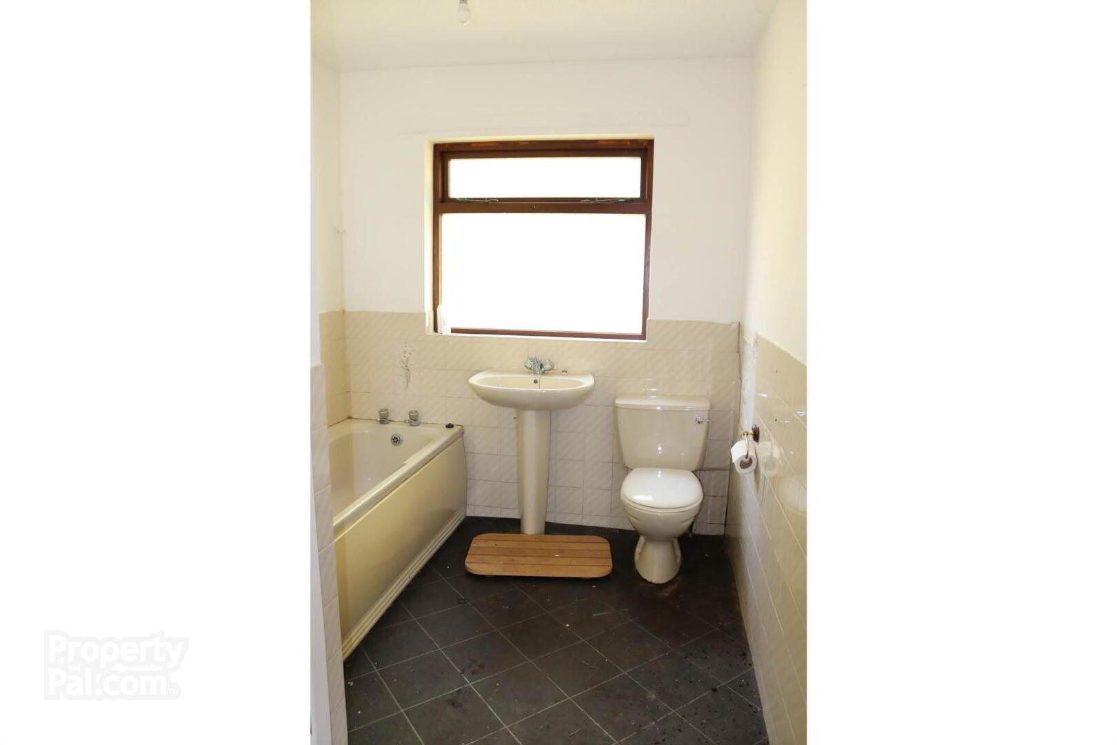 55 Rathlin Road 6 of 9