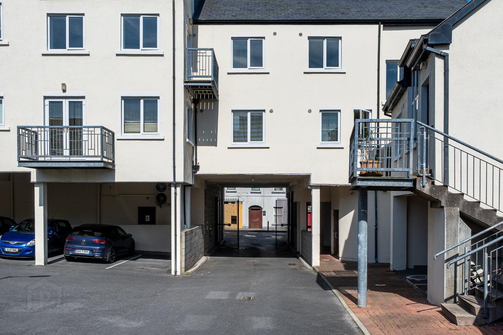 12 Anville Place 2 of 20