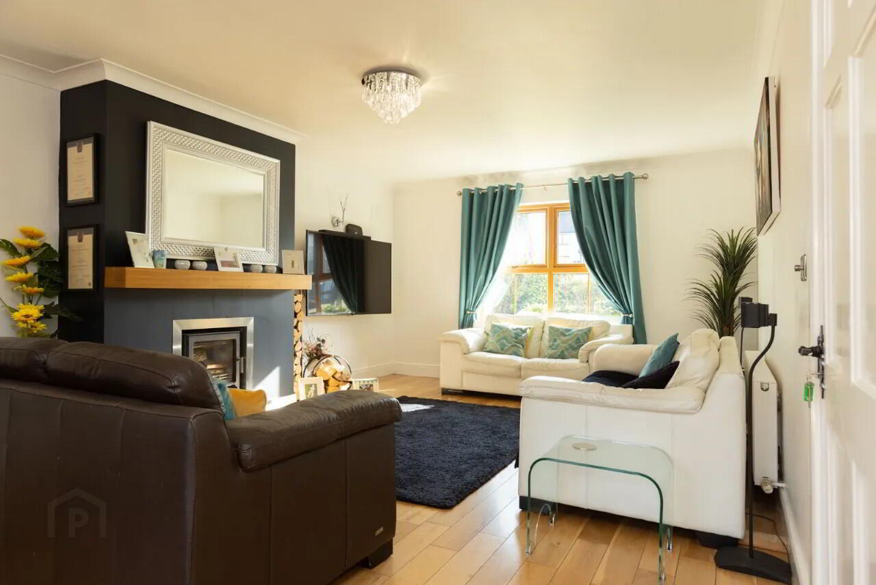 15 Stoneleigh 4 of 54