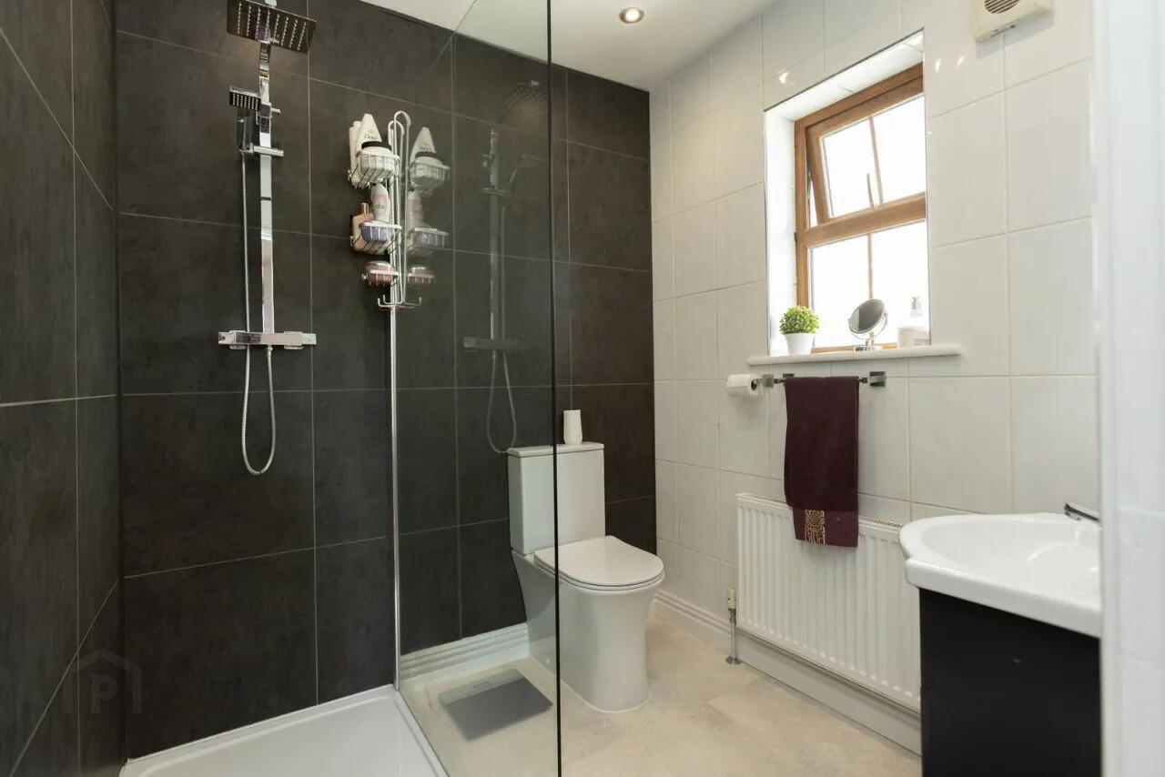 15 Stoneleigh 33 of 54
