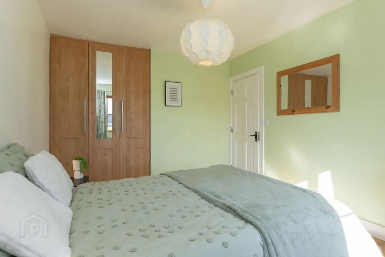 15 Stoneleigh 43 of 54
