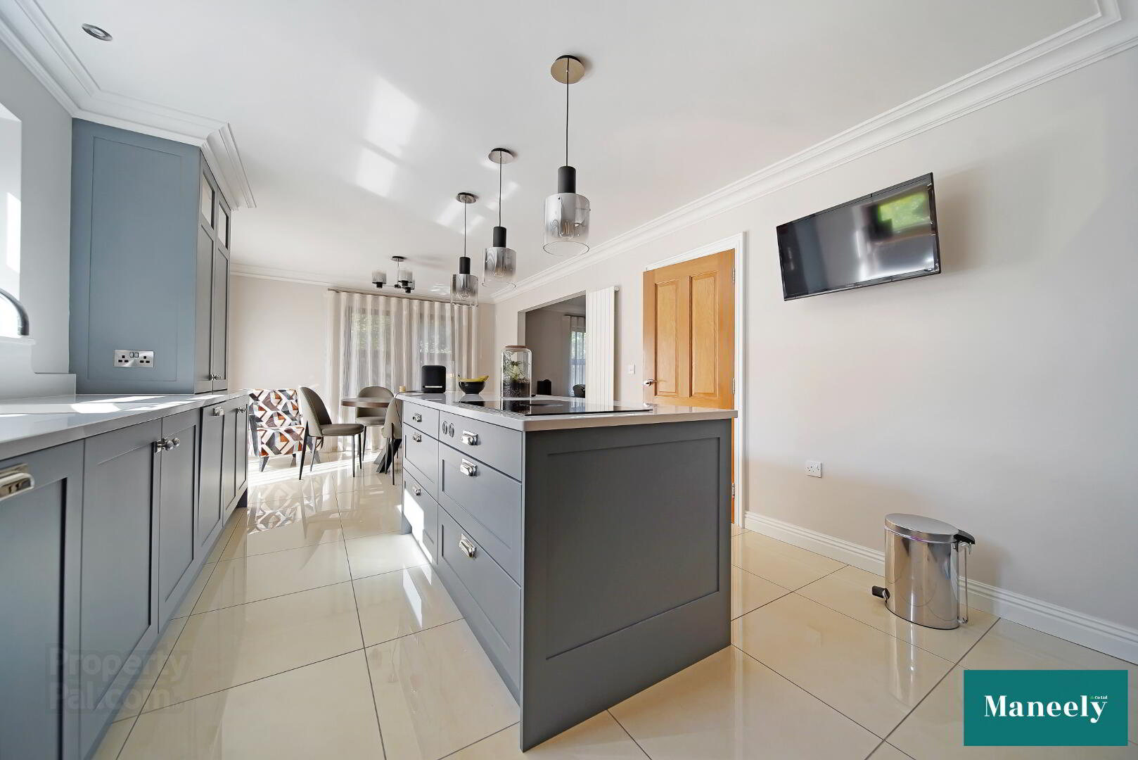1 Old Moy Road 5 of 40