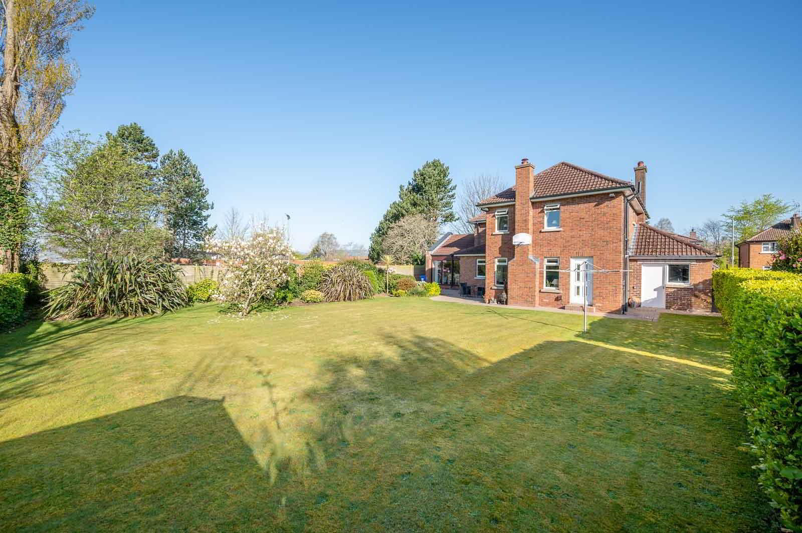 10 Wilshere Drive 37 of 39