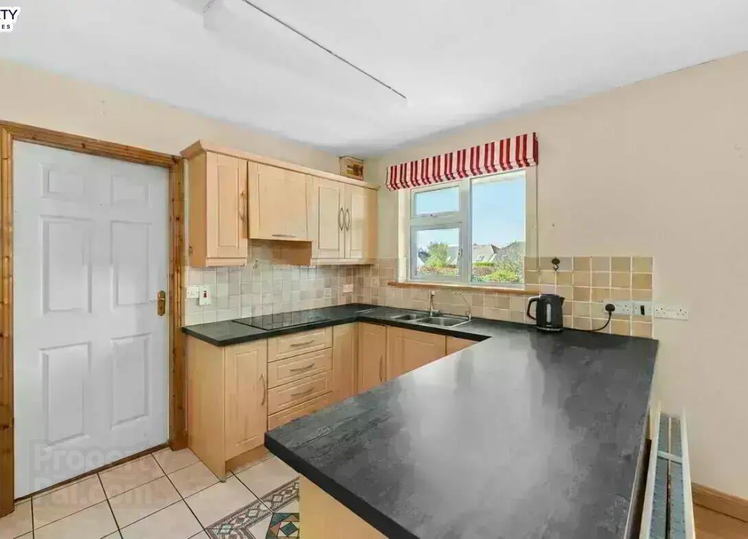 The Orchid, Castleredmond 6 of 29