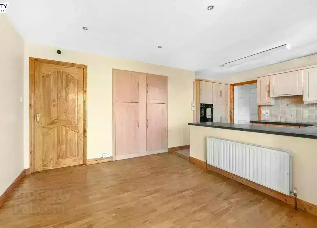 The Orchid, Castleredmond 10 of 29