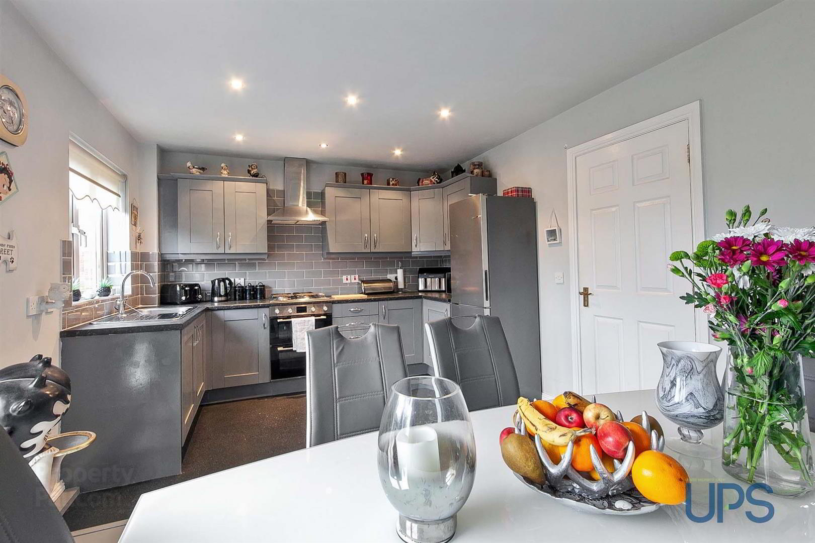 46 St. Annes Road 12 of 27