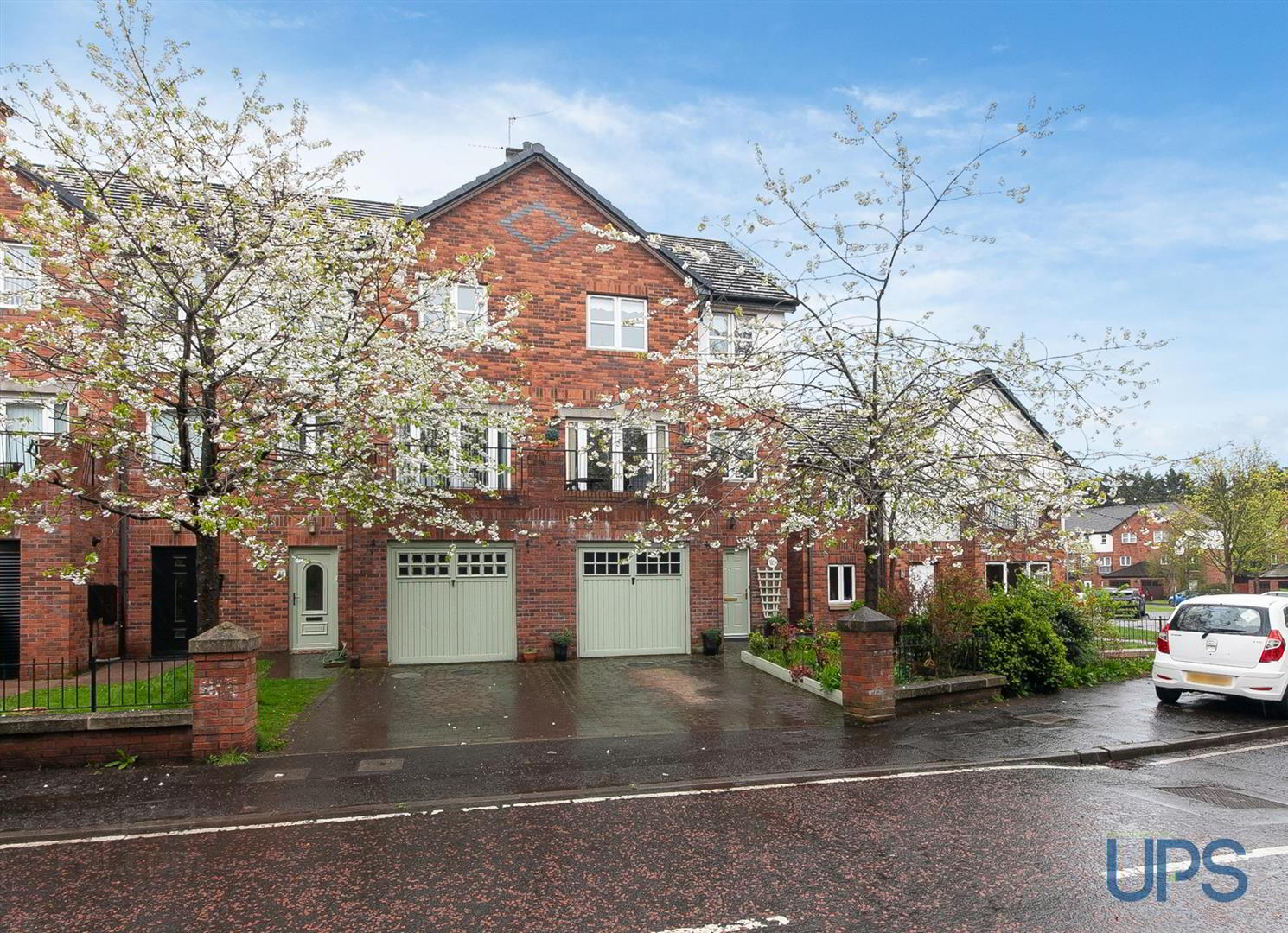 46 St. Annes Road 1 of 27