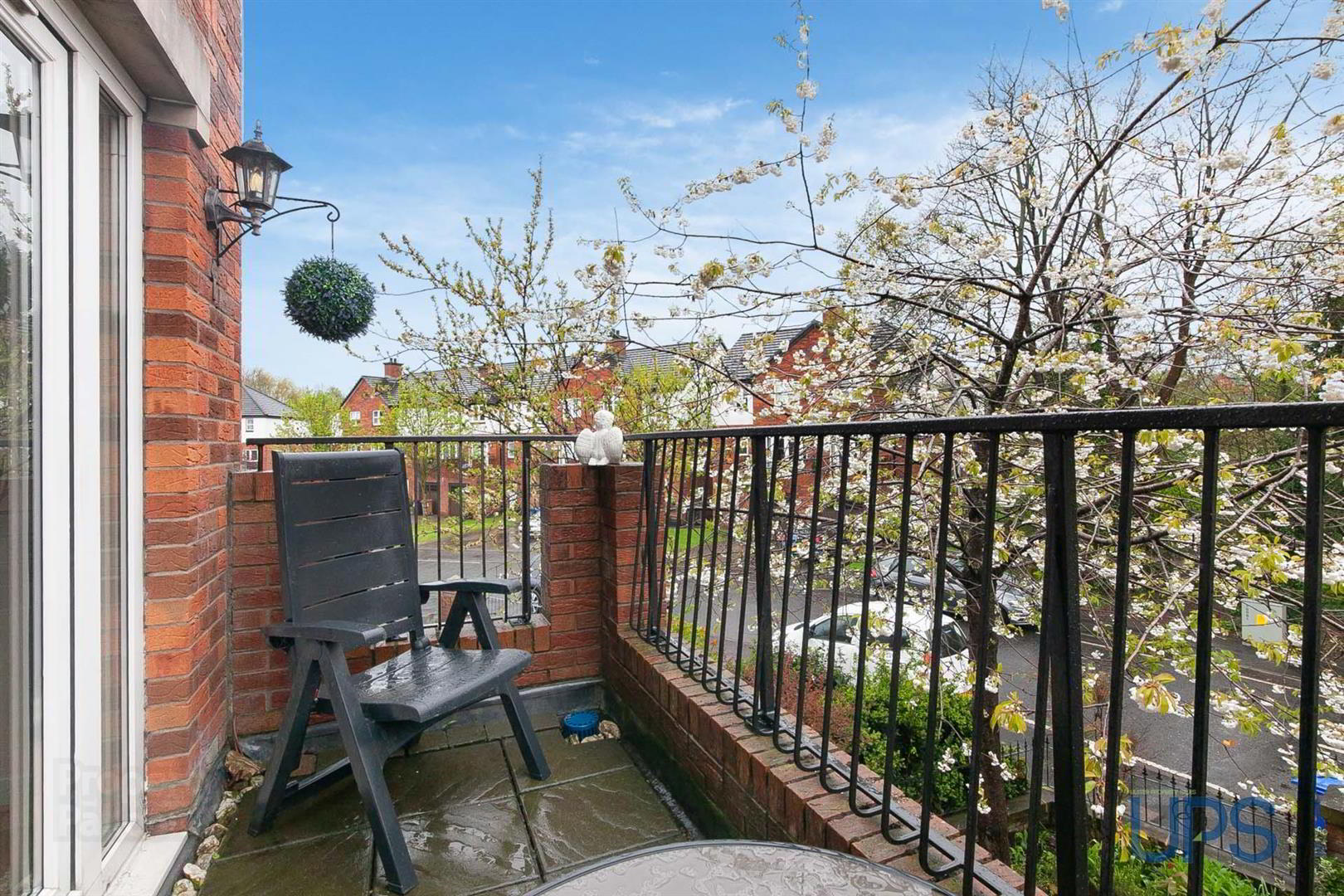 46 St. Annes Road 8 of 27
