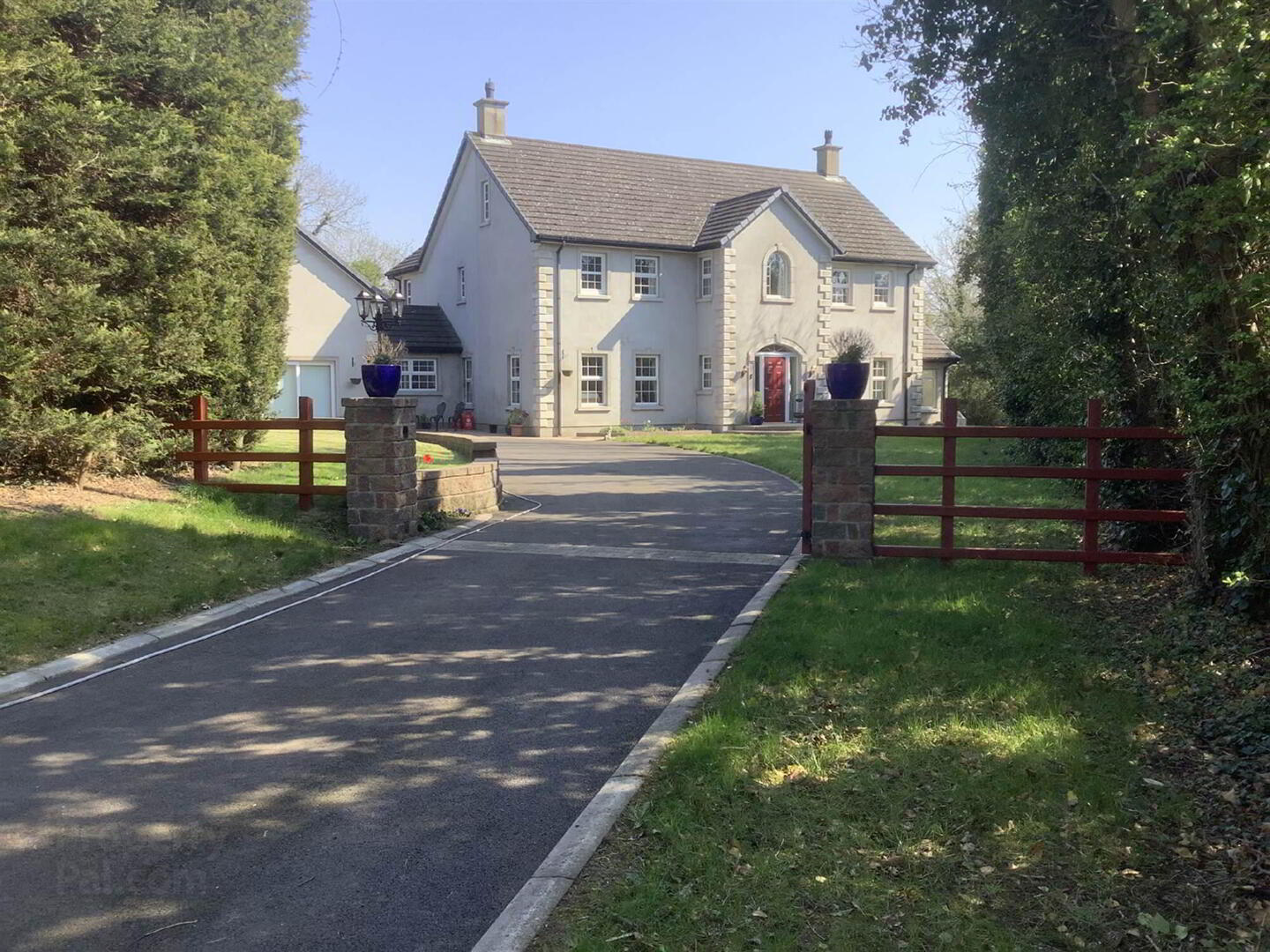 26f Lough Road 5 of 49