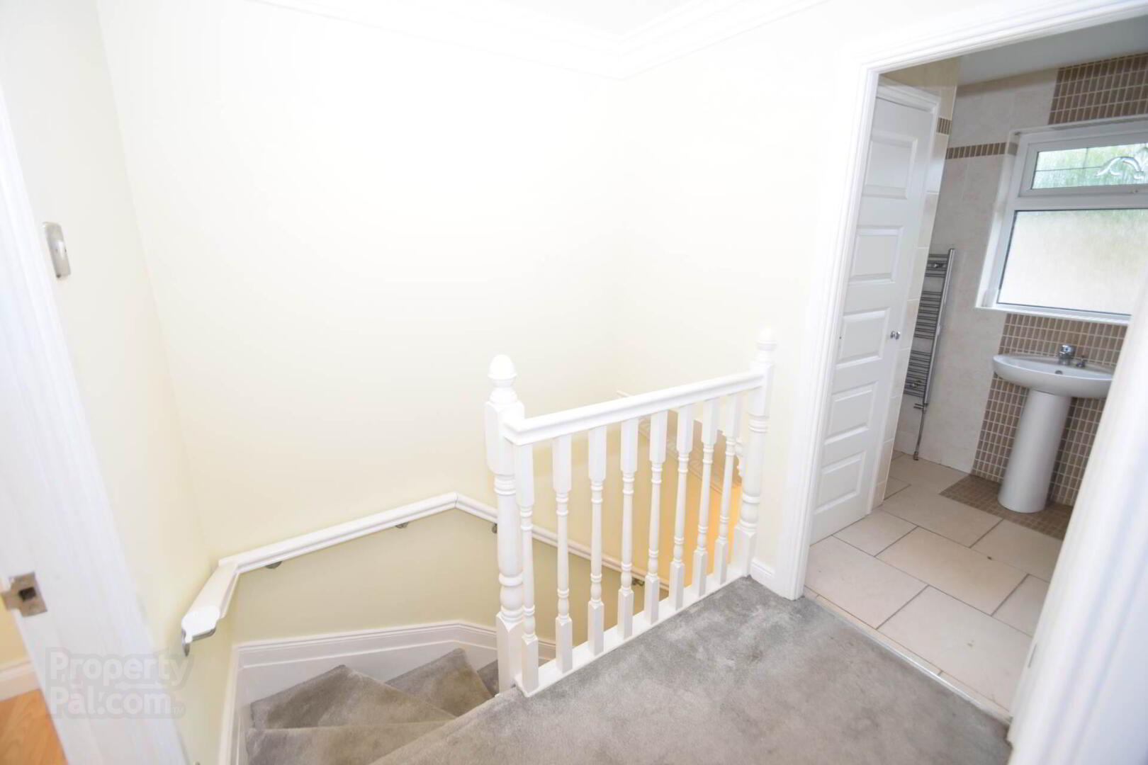 16 Rosgoill Gardens 9 of 20