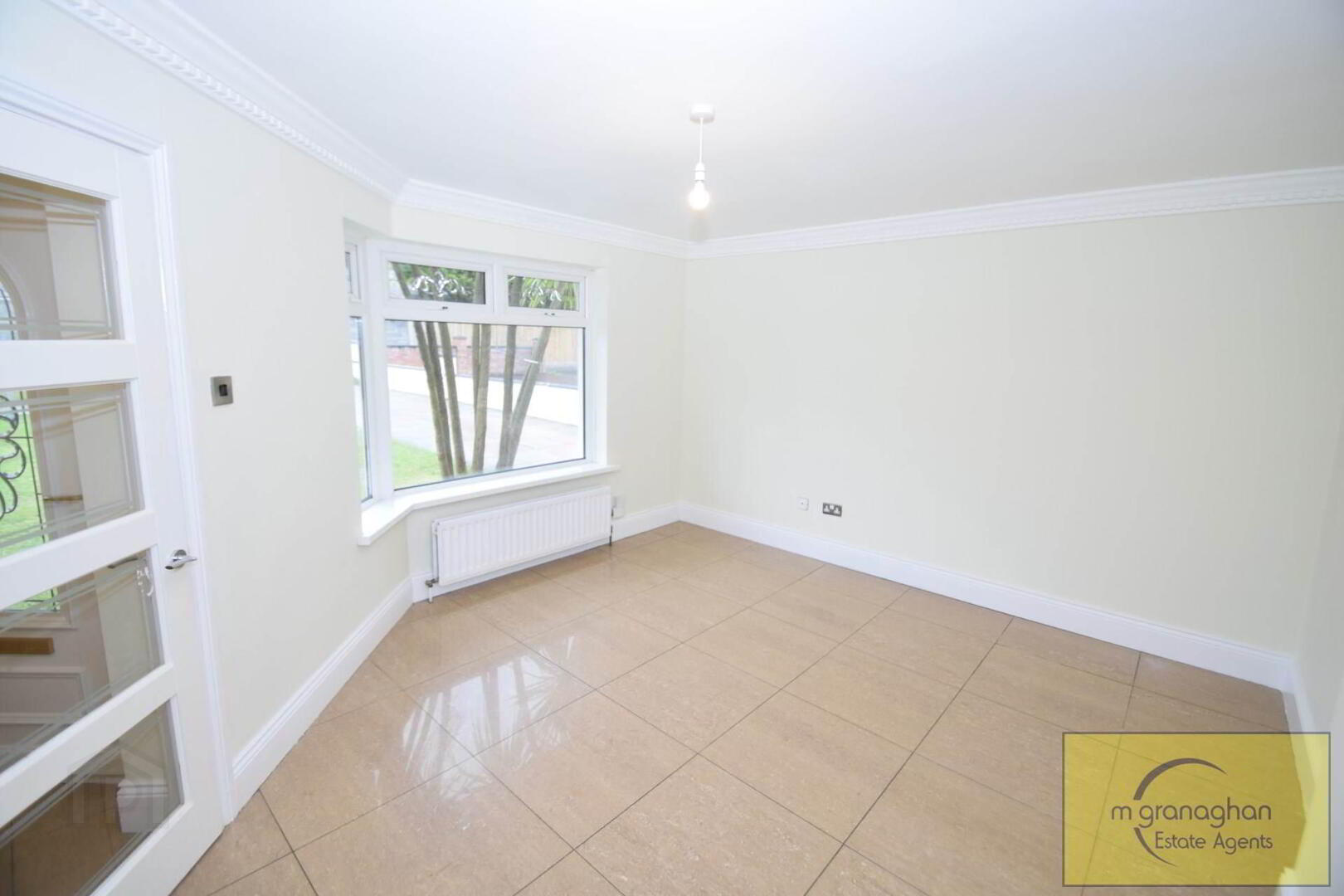 16 Rosgoill Gardens 5 of 24