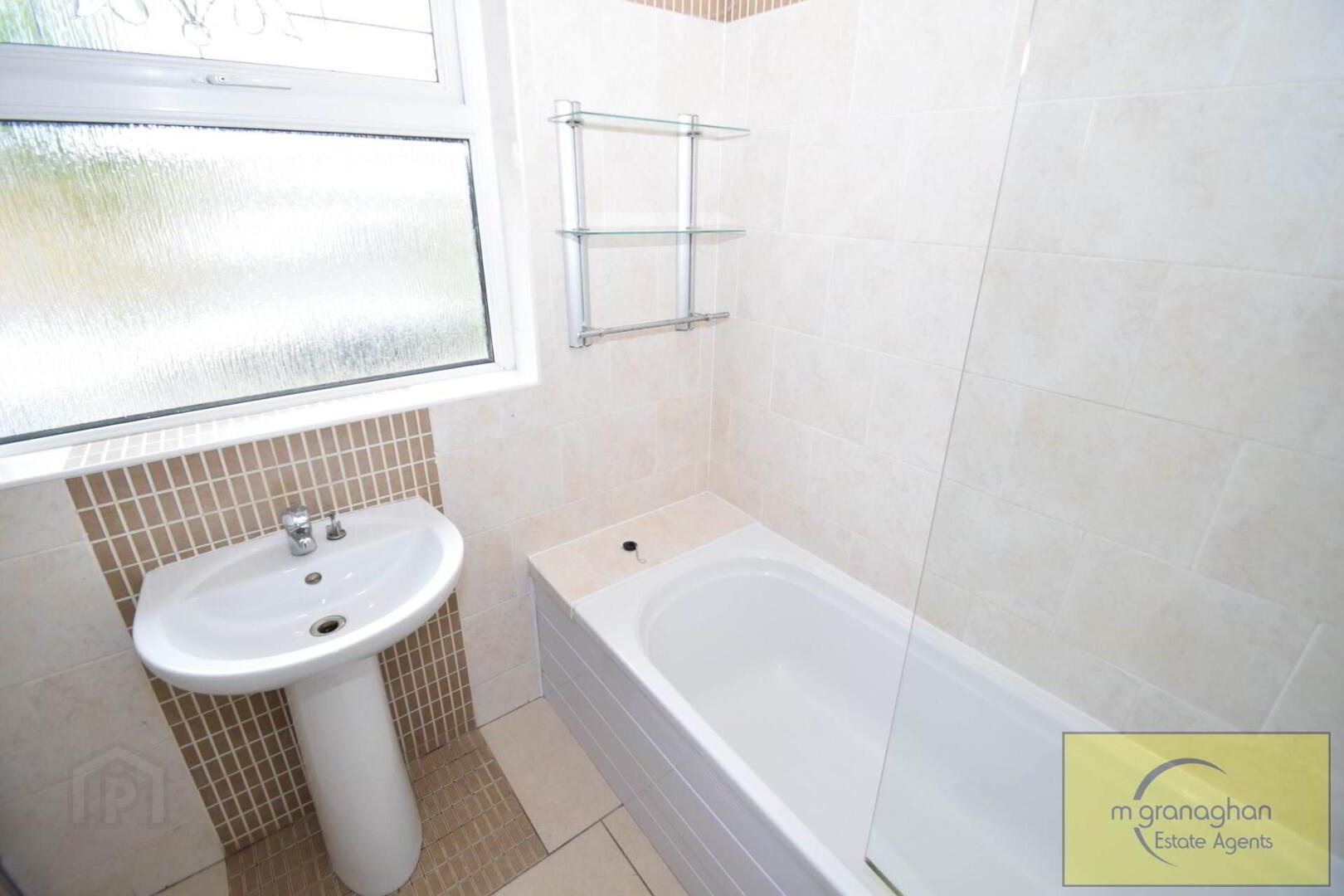 16 Rosgoill Gardens 17 of 24