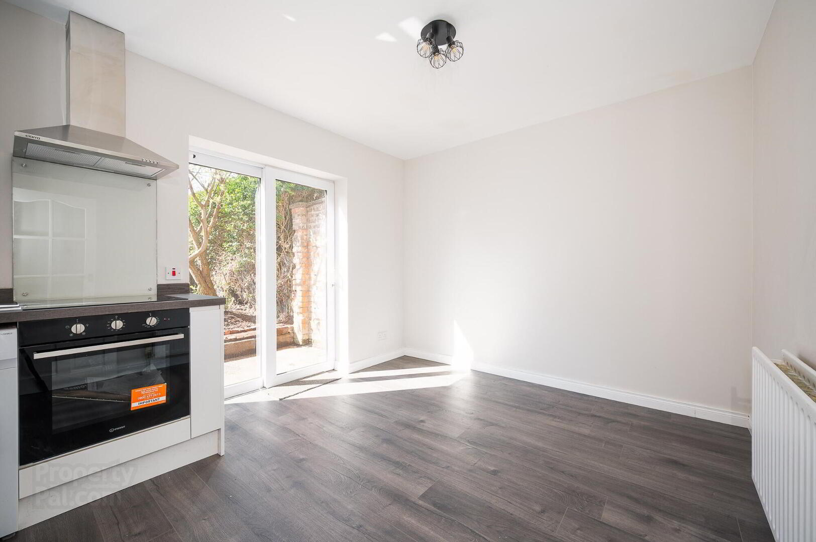 150 Sunnyside Street 6 of 14