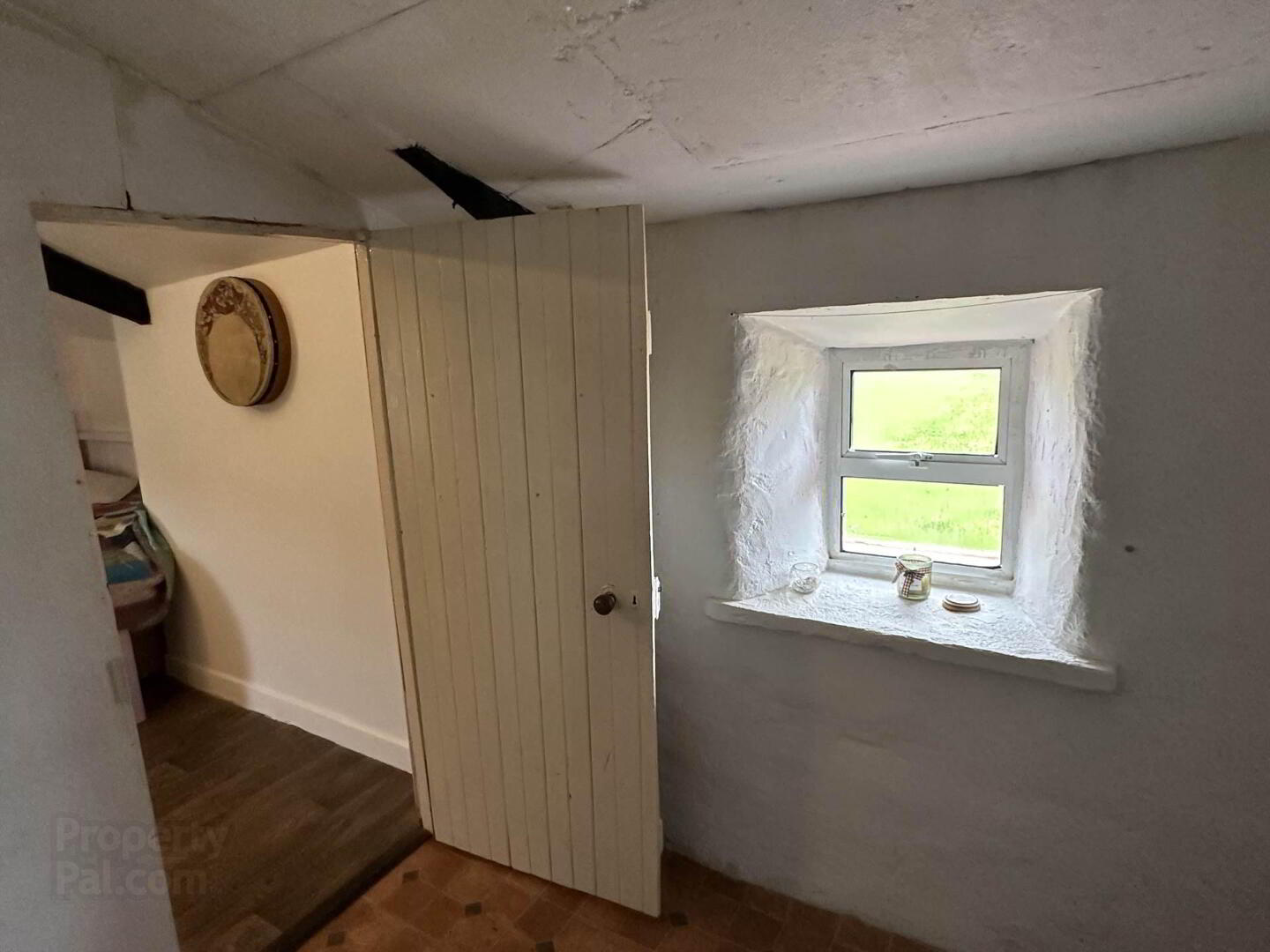 The Cottage, Culoort 10 of 28