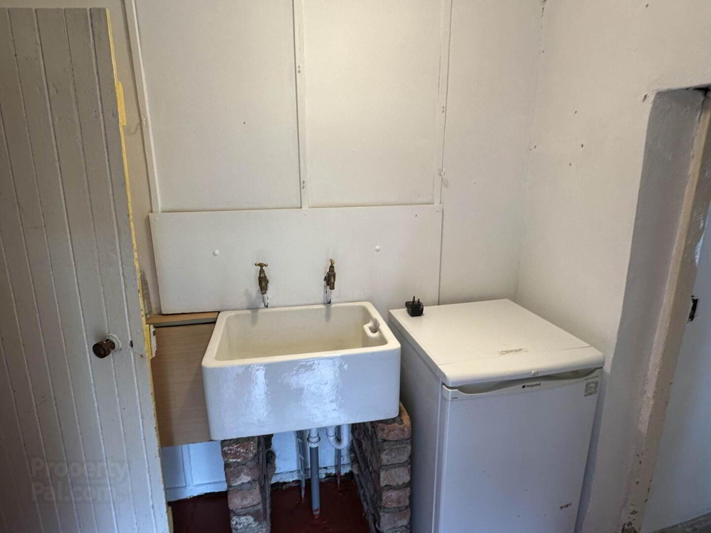 The Cottage, Culoort 11 of 28