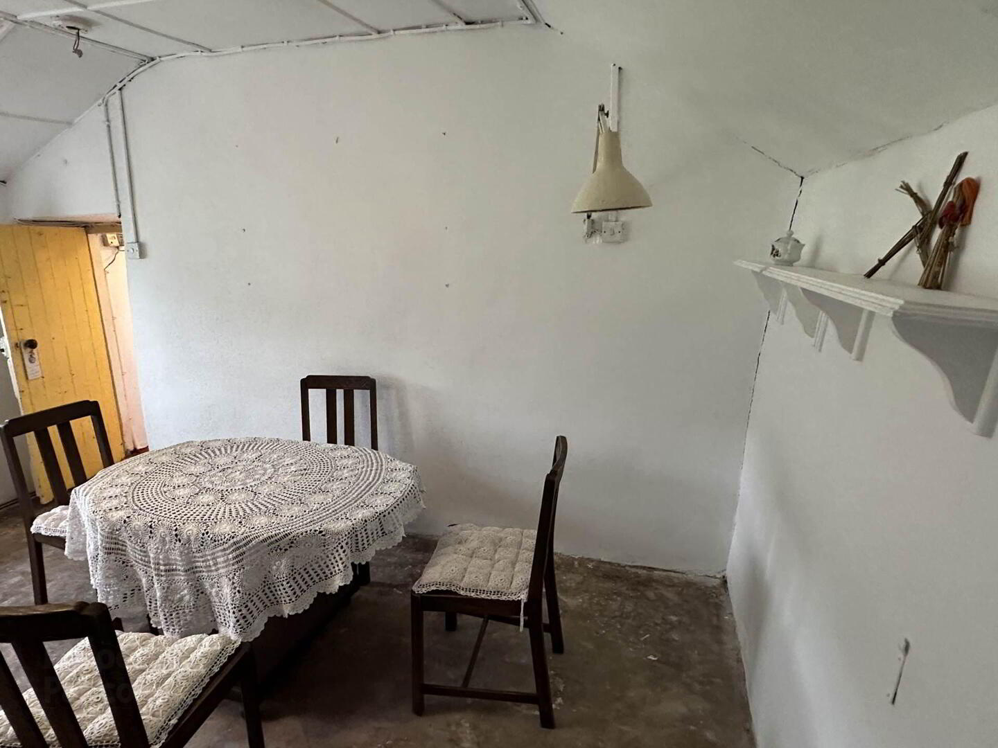 The Cottage, Culoort 15 of 28