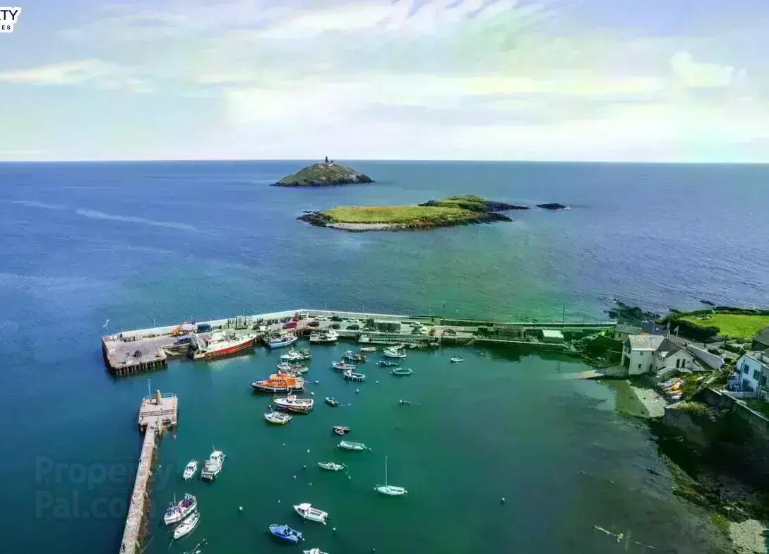 The Old Boathouse, Ballycotton Harbour 1 of 14