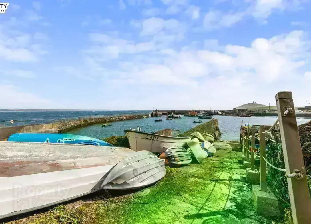 The Old Boathouse, Ballycotton Harbour 9 of 14