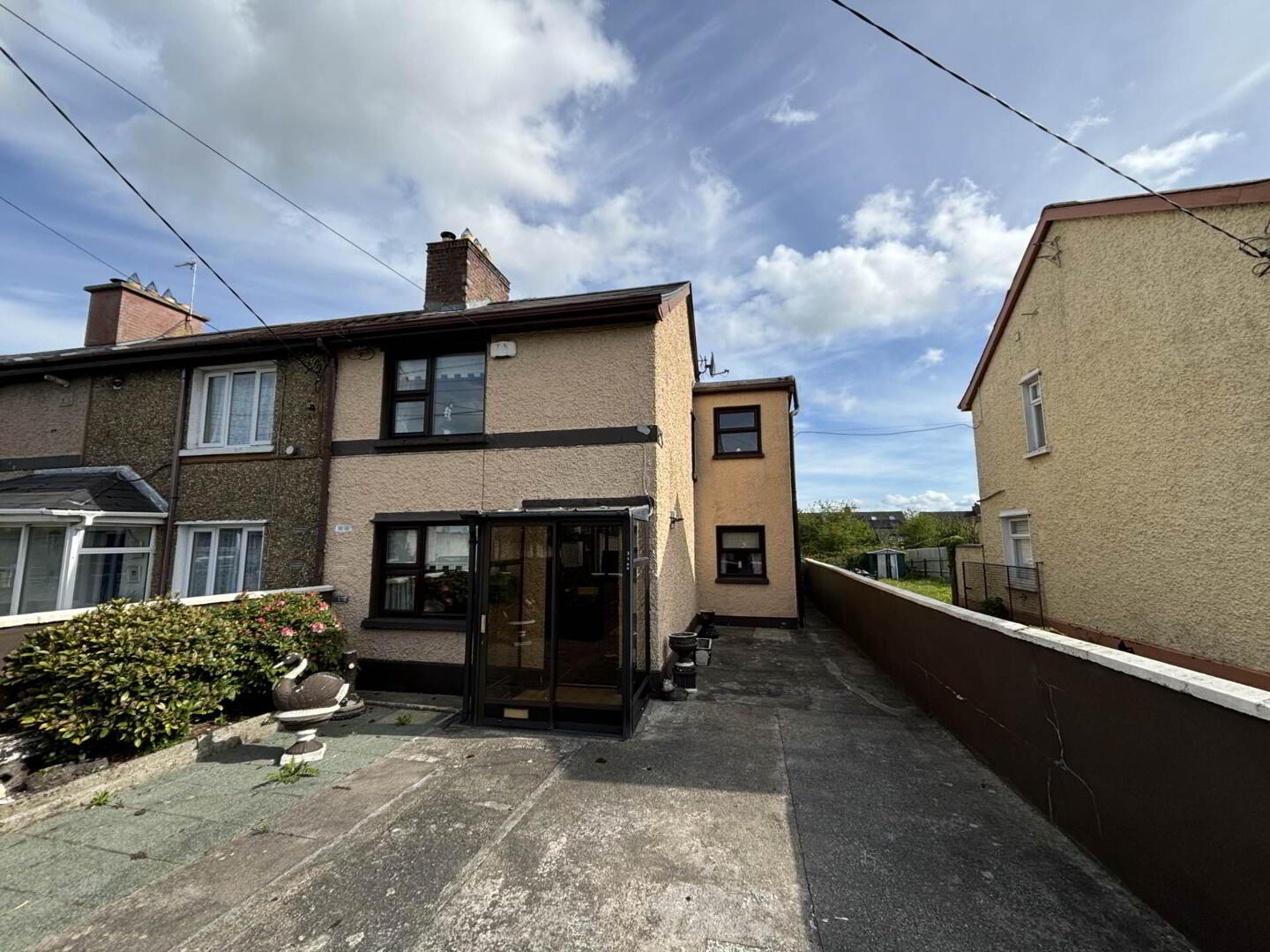 property description image