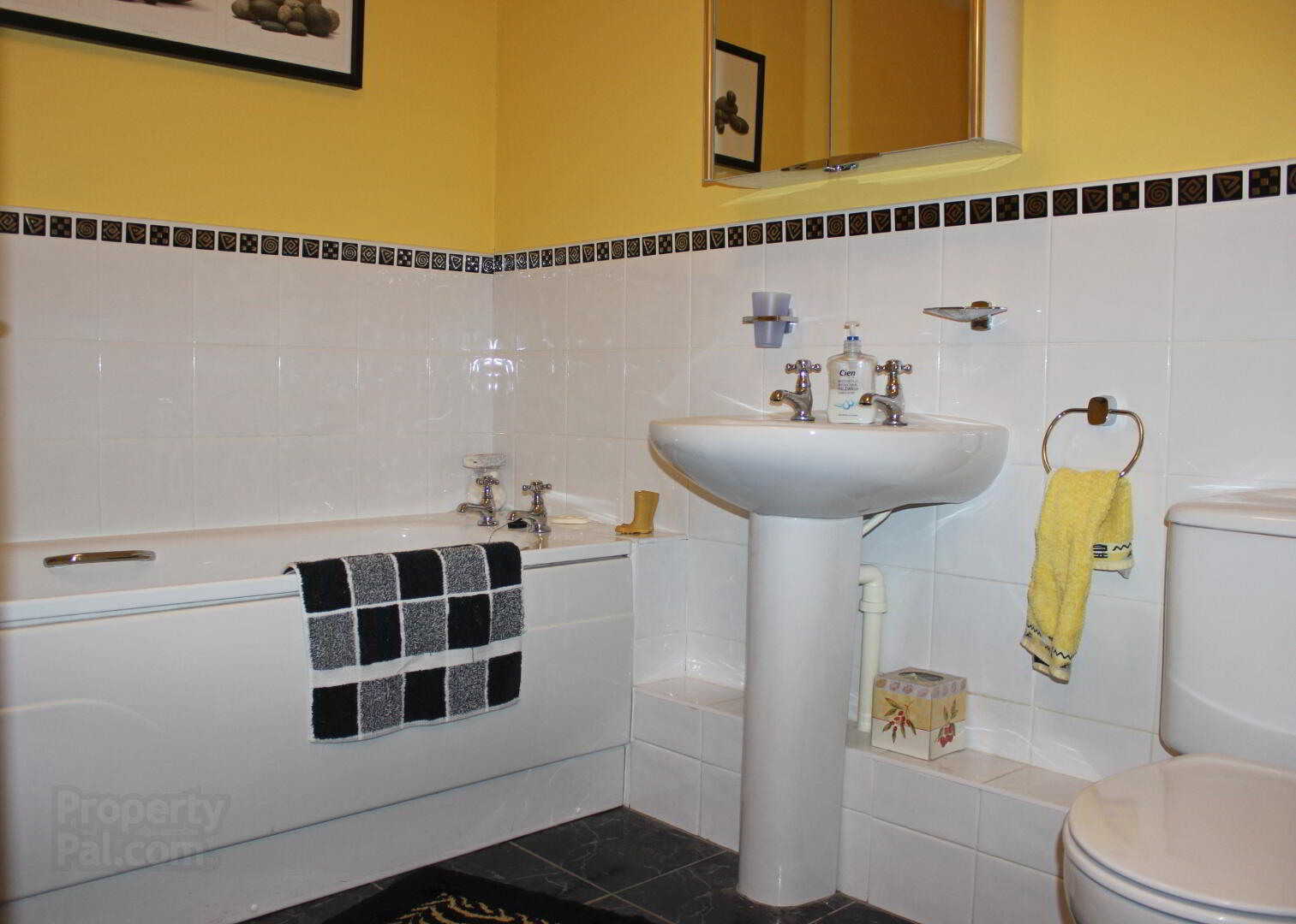 D1 Waterfoot Apartments, Main Street 9 of 13