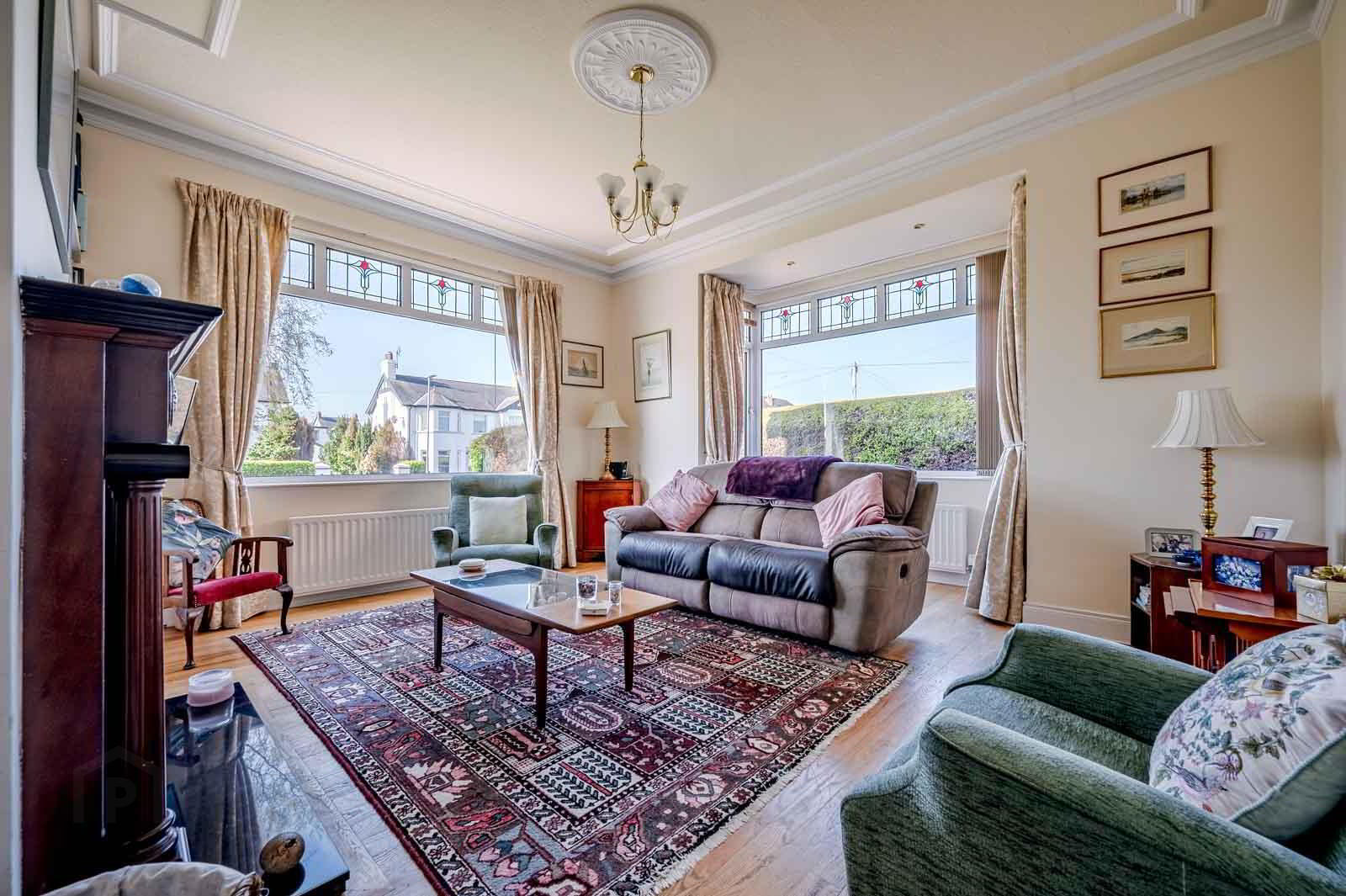 21 Fifth Avenue 8 of 25