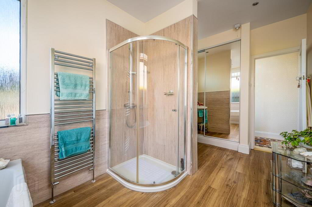 21 Fifth Avenue 17 of 25