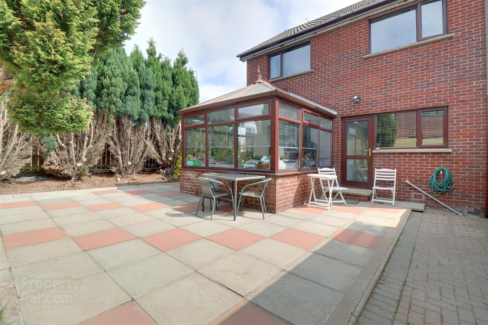10 Balmoral Court 18 of 20