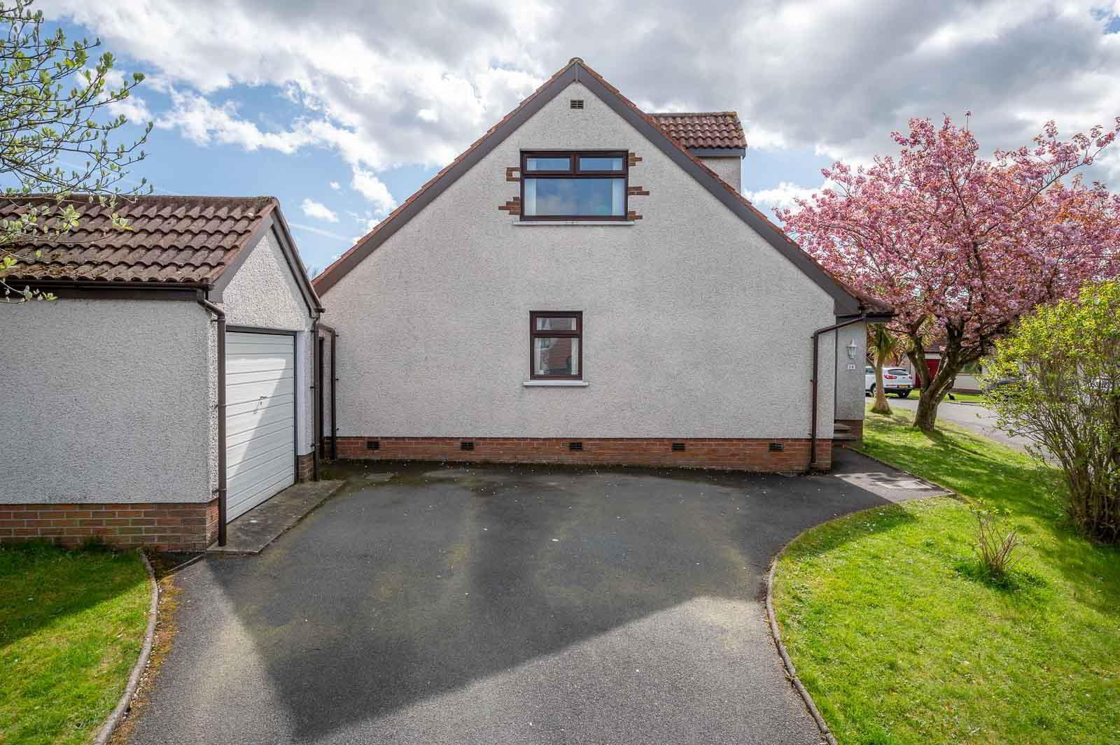 28 Irvine Park 17 of 19