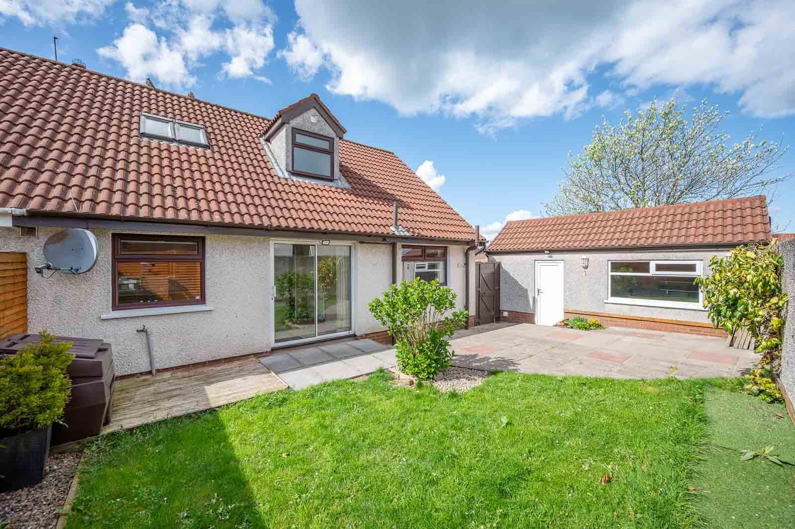 28 Irvine Park 18 of 19