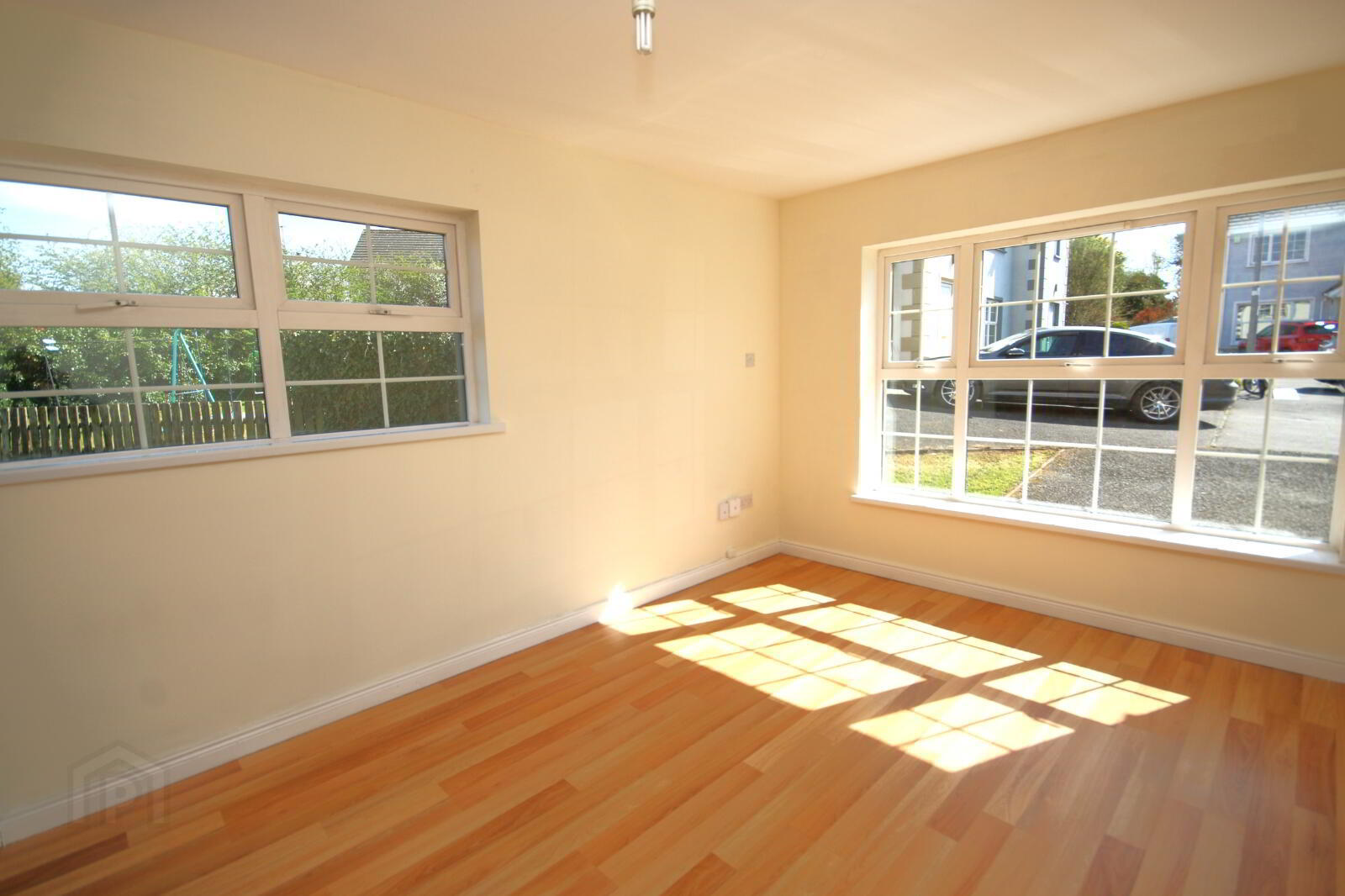 11 Woodthorpe 5 of 22