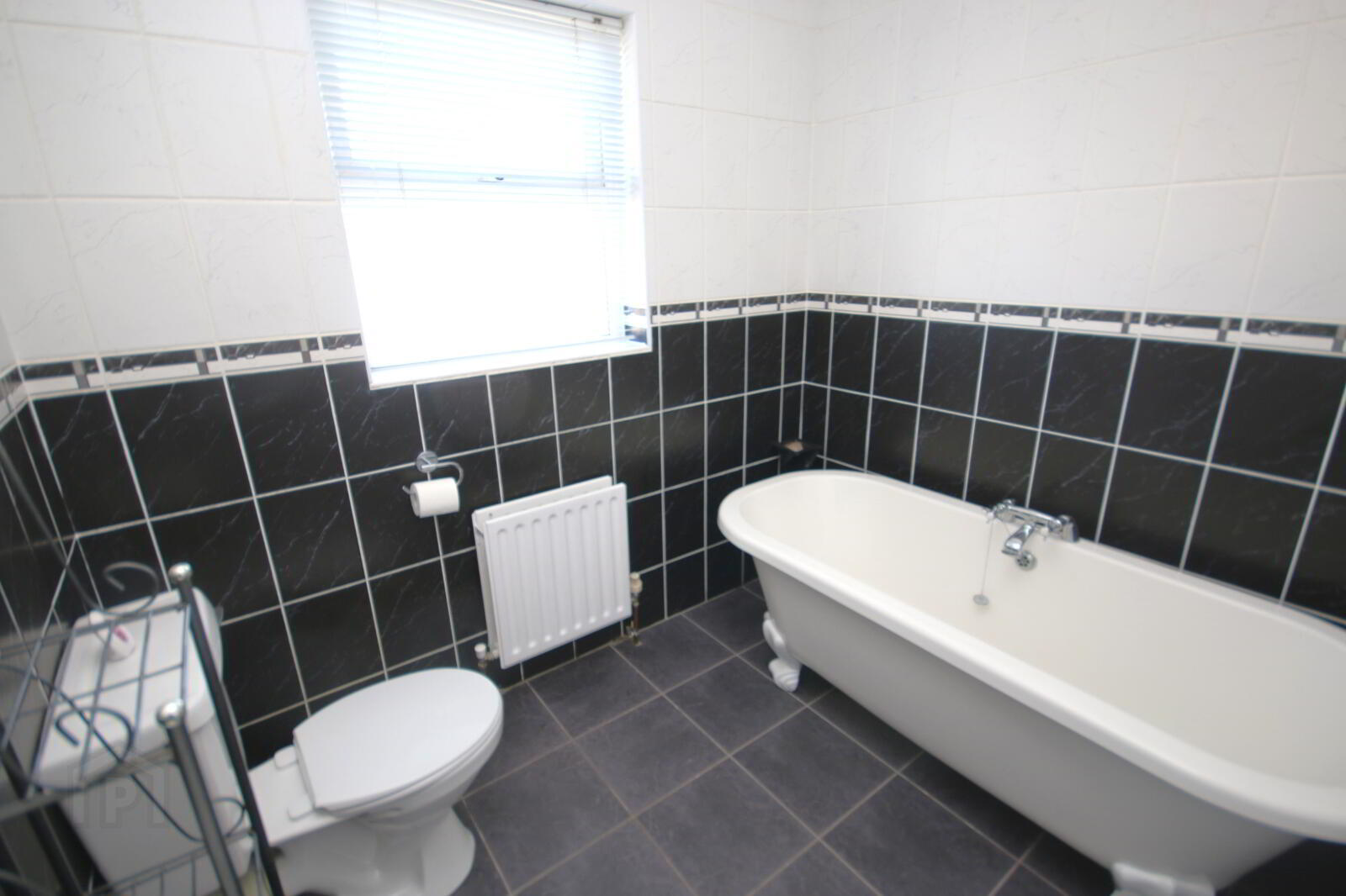 11 Woodthorpe 13 of 22