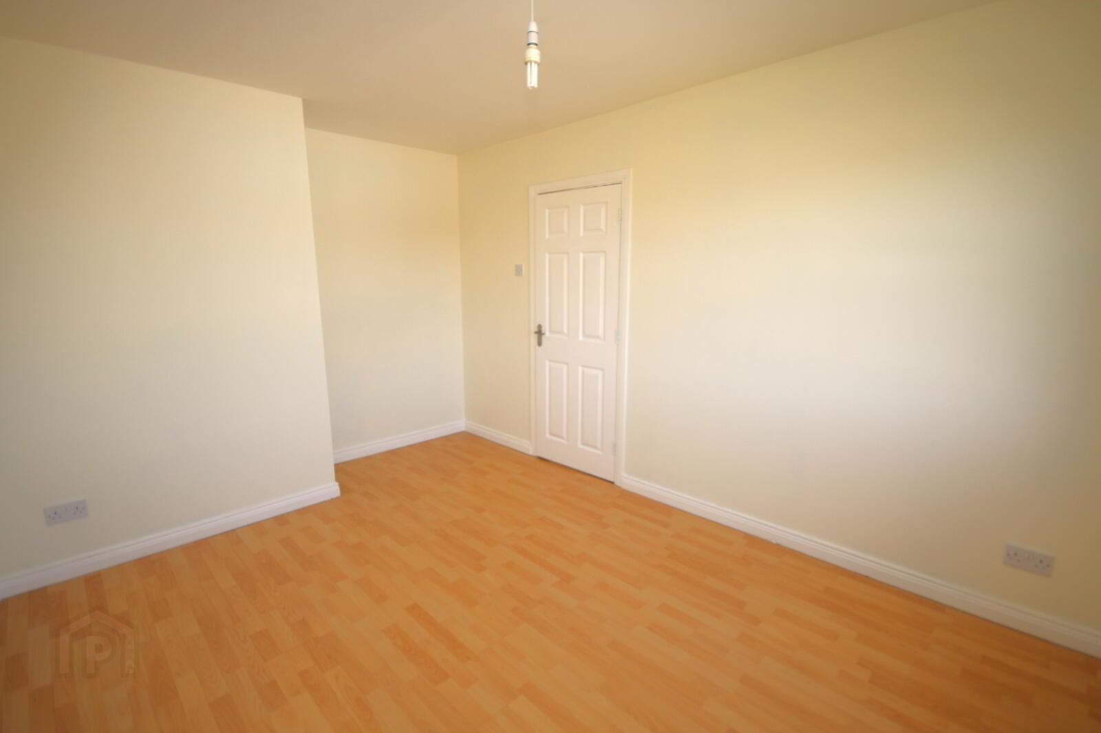 11 Woodthorpe 16 of 22
